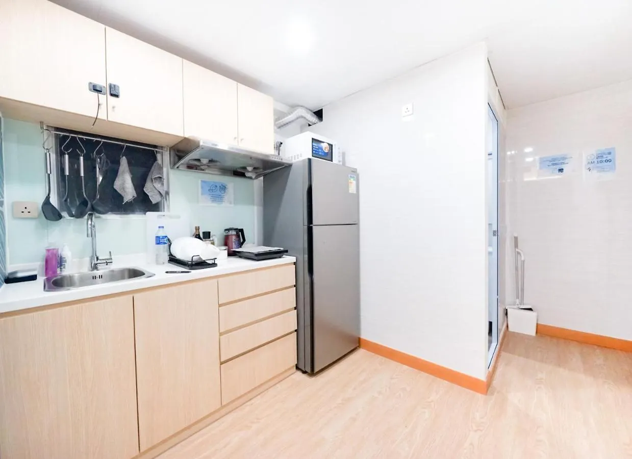 Homestay Coliving - Lockhart Road 388 Apartment Hong Kong