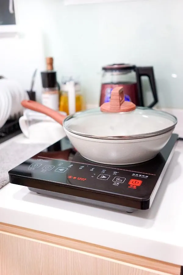 Homestay Coliving - Lockhart Road 388 Apartment Hong Kong